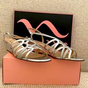 Nina wedge sandals size 10